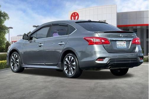 Gun Metallic 2017 Nissan Sentra SR