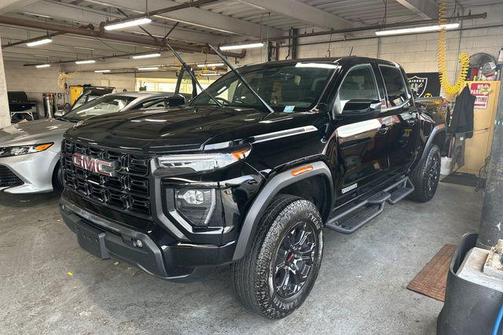 2024 GMC Canyon Elevation