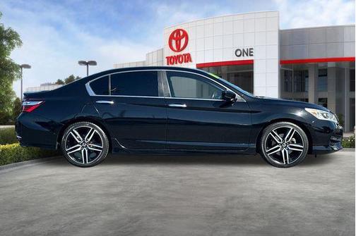 Crystal Black Pearl 2017 Honda Accord Sport SE