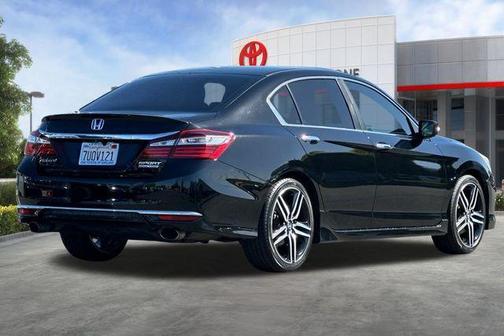 Crystal Black Pearl 2017 Honda Accord Sport SE