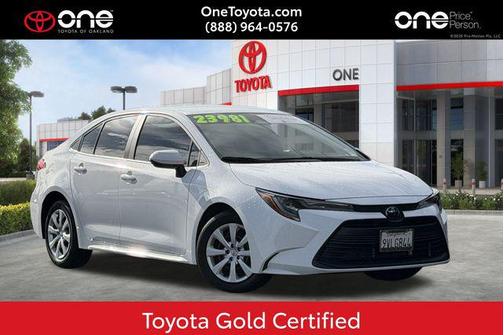 2025 Toyota Corolla LE