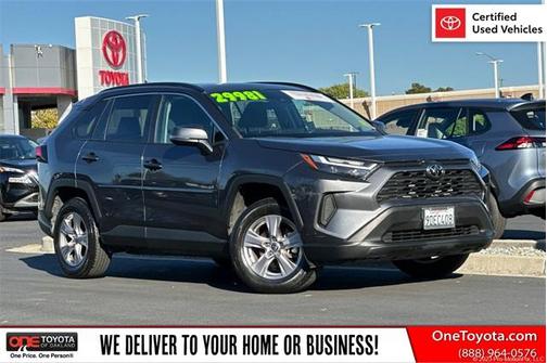 2022 Toyota RAV4 XLE