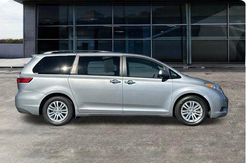 2016 Toyota Sienna XLE Premium