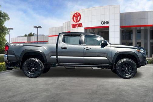 2016 Toyota Tacoma SR5