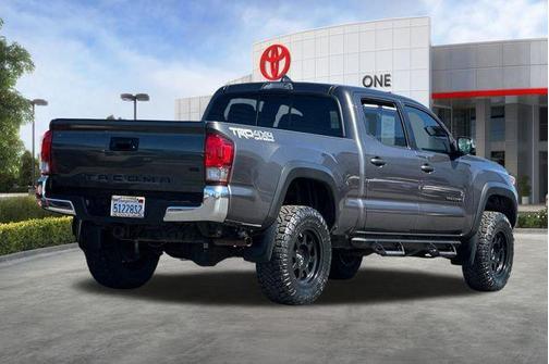 2016 Toyota Tacoma SR5