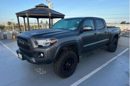 2016 Toyota Tacoma SR5