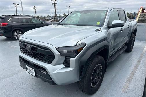 2025 Toyota Tacoma Hybrid TRD Off Road
