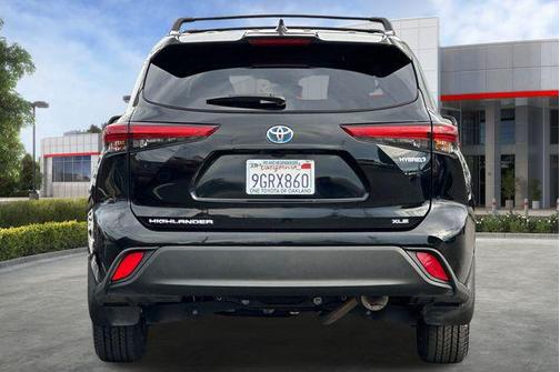2023 Toyota Highlander Hybrid XLE