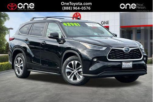 2023 Toyota Highlander Hybrid XLE
