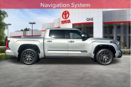 2023 Toyota Tundra Hybrid Platinum
