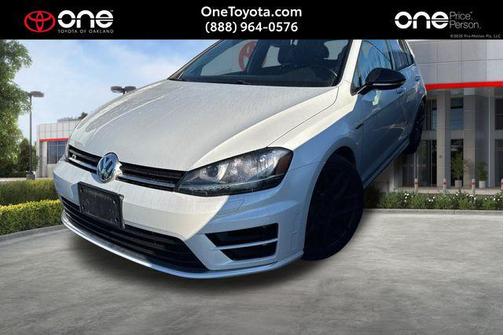 2016 Volkswagen Golf R 4-Door w/DCC & Navigation