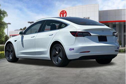 Pearl White Multi-Coat 2019 Tesla Model 3 Standard Range Plus
