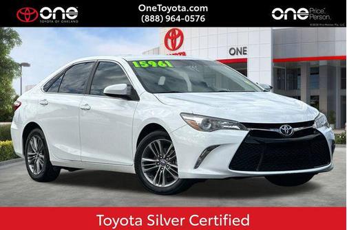 2017 Toyota Camry SE