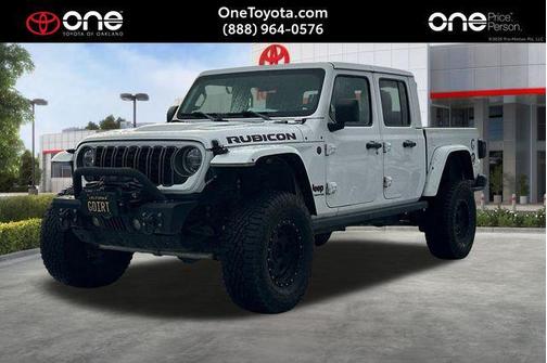 Bright White Clearcoat 2021 Jeep Gladiator Rubicon