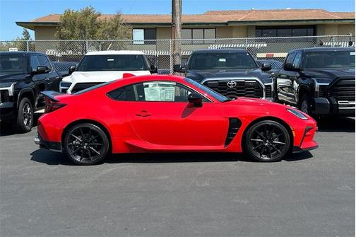 2024 Toyota GR86 Premium