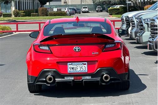 2024 Toyota GR86 Premium