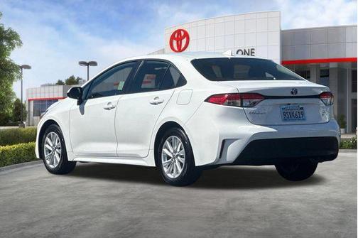 Ice Cap 2025 Toyota Corolla Hybrid LE