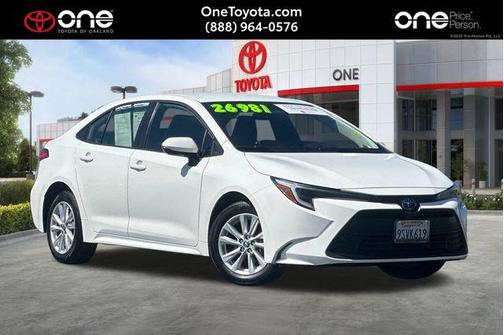 Ice Cap 2025 Toyota Corolla Hybrid LE