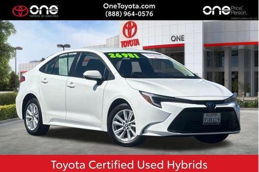 Ice Cap 2025 Toyota Corolla Hybrid LE