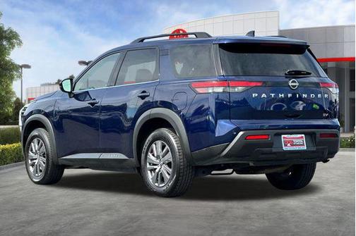 Deep Ocean Blue 2024 Nissan Pathfinder SV FWD