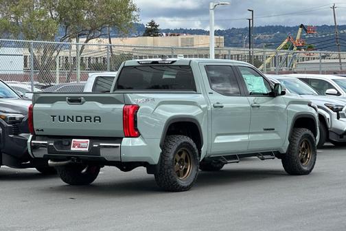 2025 Toyota Tundra SR5