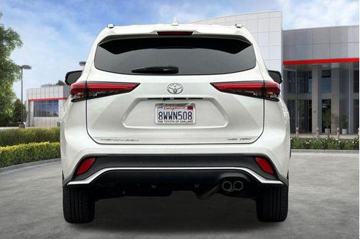 Blizzard Pearl 2021 Toyota Highlander XSE