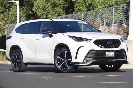 Blizzard Pearl 2021 Toyota Highlander XSE