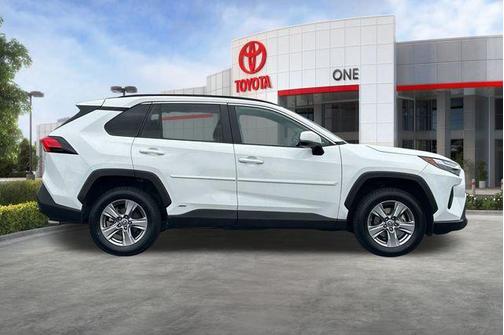 Ice Cap 2023 Toyota RAV4 Hybrid LE