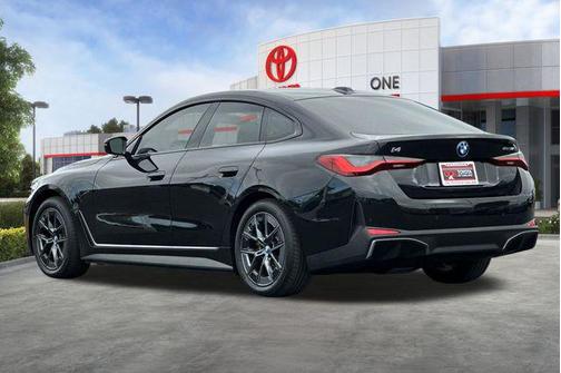 Black Sapphire Metallic 2023 BMW i4 Gran Coupe eDrive35