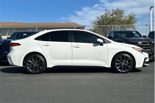 2025 Toyota Corolla Hybrid SE