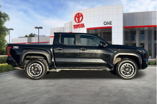 2024 Toyota Tacoma TRD Off-Road
