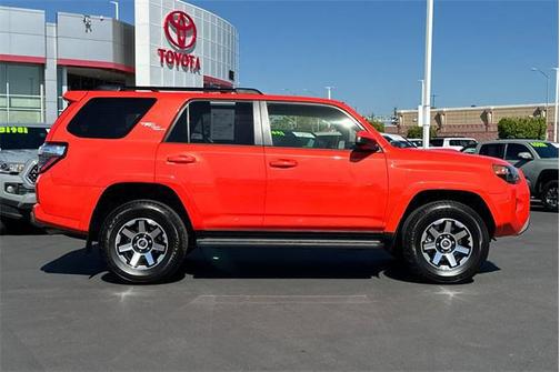 2024 Toyota 4Runner TRD Off Road