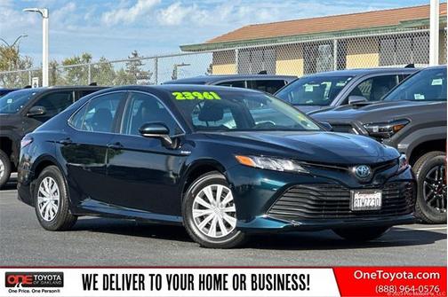 2020 Toyota Camry LE