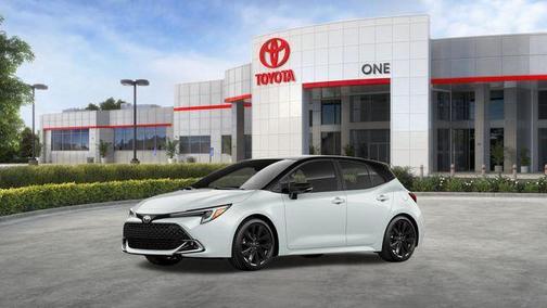 Wind Chill Pearl/Midnight Black Metallic 2026 Toyota Corolla XSE