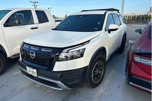 2024 Nissan Pathfinder Rock Creek 4WD