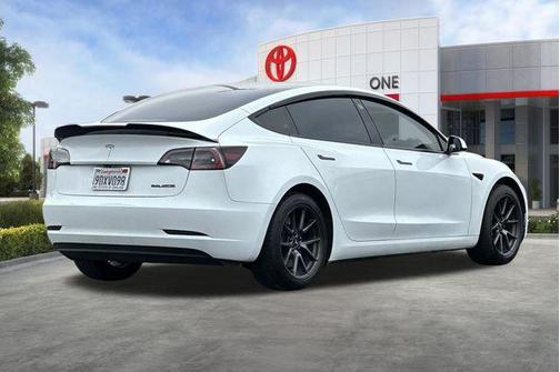 Pearl White Multi-Coat 2023 Tesla Model 3 Long Range