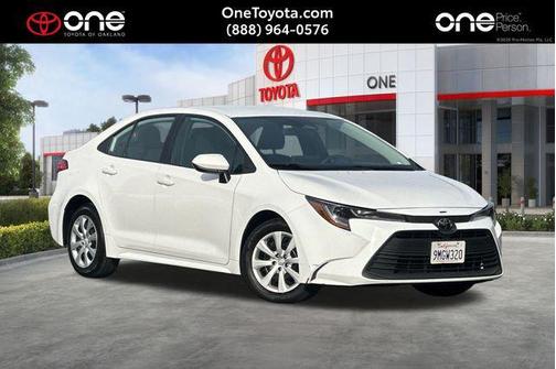 Ice Cap 2024 Toyota Corolla LE