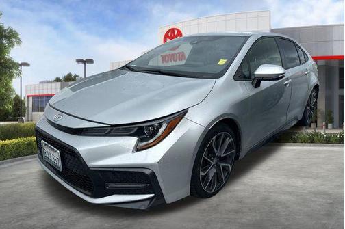 Classic Silver Metallic 2020 Toyota Corolla SE