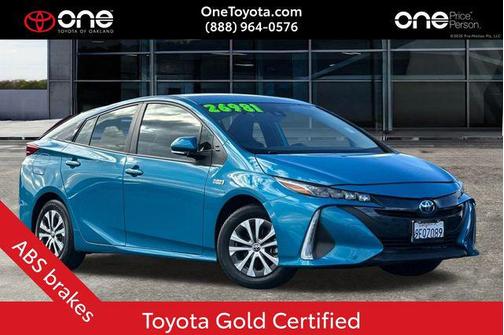 2022 Toyota Prius Prime XLE