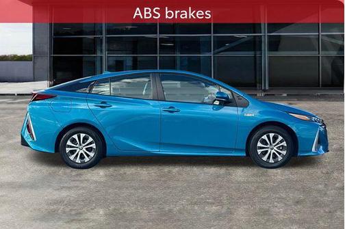 2022 Toyota Prius Prime XLE