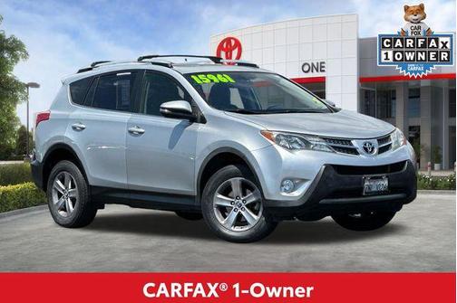 Classic Silver Metallic 2015 Toyota RAV4 XLE