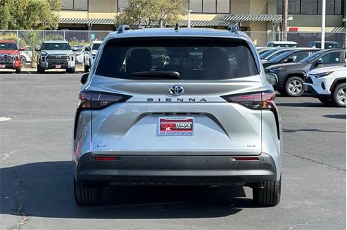 2025 Toyota Sienna XLE 7 Passenger