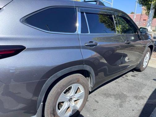 Magnetic Gray Metallic 2024 Toyota Highlander Hybrid LE
