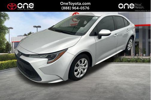 2022 Toyota Corolla LE