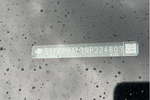 2022 Toyota Corolla LE