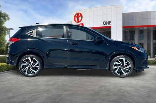 Crystal Black Pearl 2019 Honda HR-V Sport