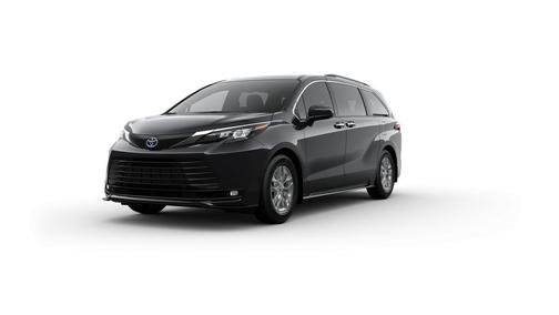2025 Toyota Sienna XLE 8 Passenger