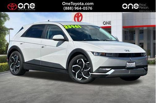 2024 Hyundai IONIQ 5 SE Standard Range