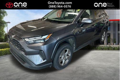 2024 Toyota RAV4 XLE