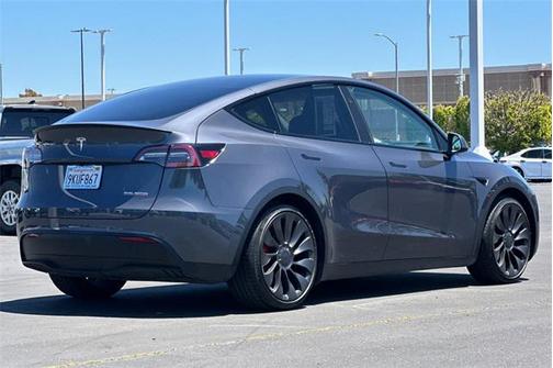 2023 Tesla Model Y Performance Dual Motor All-Wheel Drive